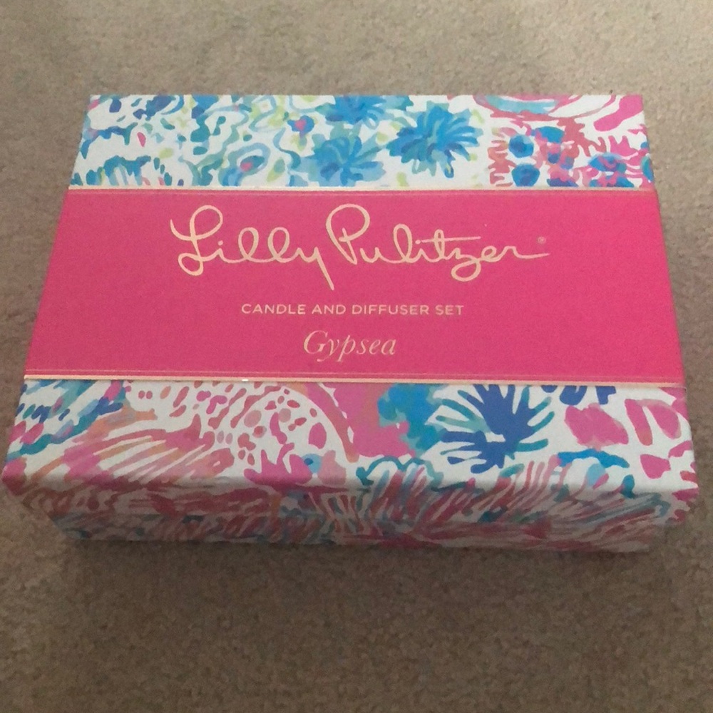 Lilly Pulitzer candle and diffuser gift set